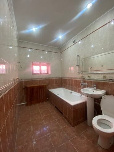 сдаю дом красный строитель: 400 м², 7 комнат, Утепленный, Бронированные двери, Видеонаблюдение — 8