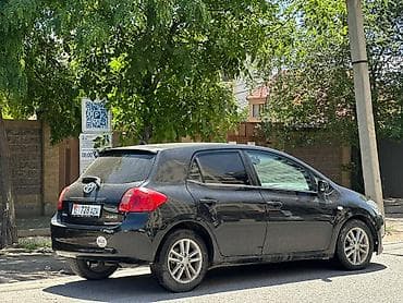 suzuki lets 2: Toyota Auris: 2008 г., 2 л, Механика, Дизель, Хэтчбэк — 3