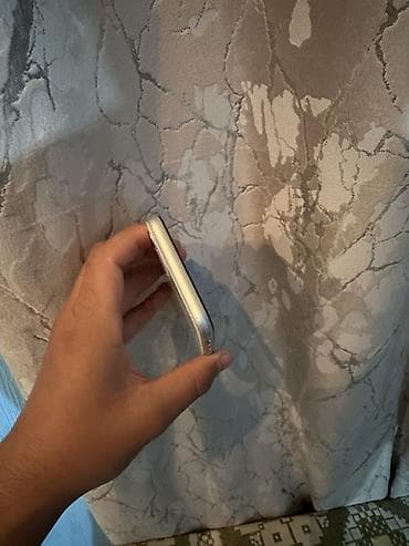 iphon 12 pro max: IPhone 11, Белый — 5