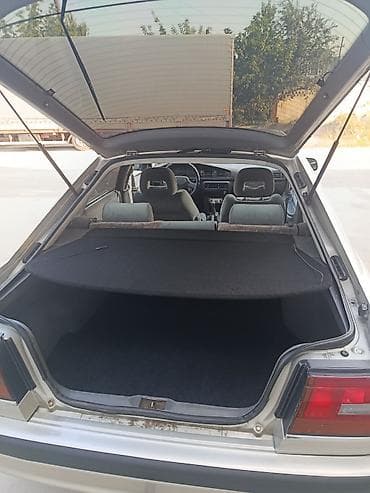 ak 47: Mazda 626: 1987 г., 2 л, Механика, Бензин, Хэтчбэк — 6