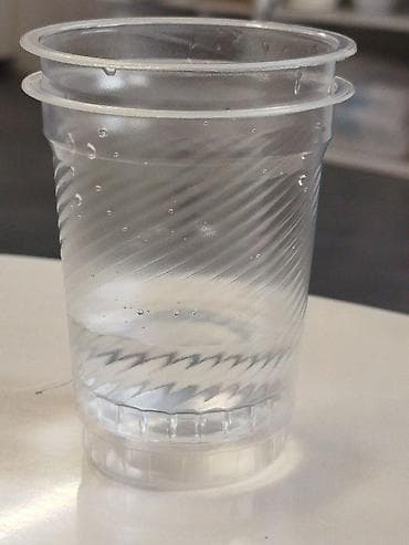 Продаю оптом стаканы однаразывые очень по доступным ценам и доставка at lalafo.kg Продаю оптом стаканы однаразывые очень по доступным ценам и доставка