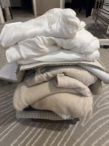 Отдам даром вещи. Кроме этих вещей есть ещё что-то из обуви. Забирать