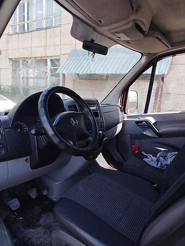 стирка подушек: Mercedes-Benz Sprinter (интерьер/салон — 1