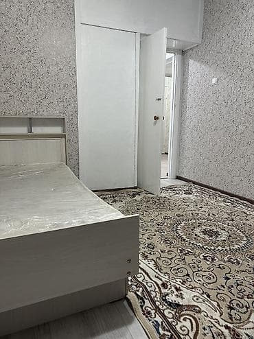 Кыймылсыз мүлк: 3 бөлмө, Чогуу жашоосу жок, Толугу менен эмереги бар — 3