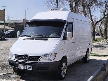 сиденья стрим: Mercedes-Benz Sprinter фургон-рефрижератор (высокая крыша, длинная — 1