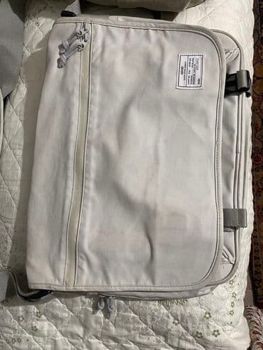 сумки для ноутбуков case logic: Белая сумка для ноутбука, корейская, носила пару раз, помещается — 3