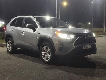 авто портер: Toyota RAV4: 2021 г., 2.5 л, Автомат, Гибрид, Кроссовер — 2
