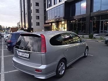 Honda Stream: 2001 г., 2 л, Автомат, Бензин, Минивэн