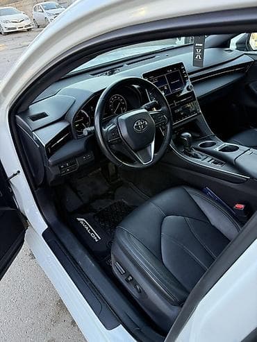 Toyota Avalon: 2020 г., Вариатор, Гибрид, Седан