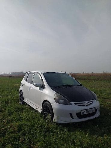 Honda Fit: 2002 г., 1.3 л, Автомат, Бензин, Хэтчбэк
