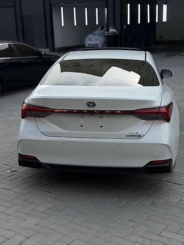 Продажа авто: Toyota Avalon: 2021 г., 2.5 л, Вариатор, Гибрид, Седан — 5