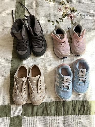 Детская обувь: Детская обувь, набор из 4 пар: 1) Кроссовки Adidas 19 размер — 1