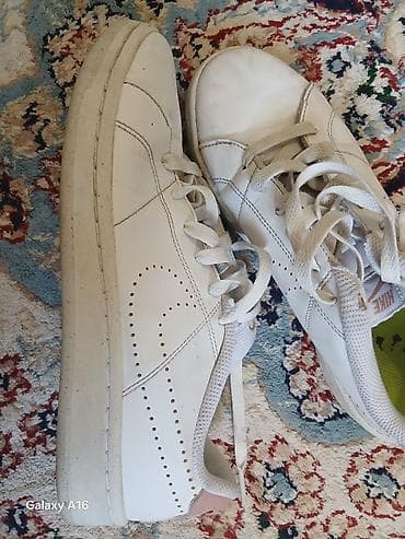Личные вещи: Мужские кроссовки, 37.5, Nike, Б/у, цвет - Белый — 1