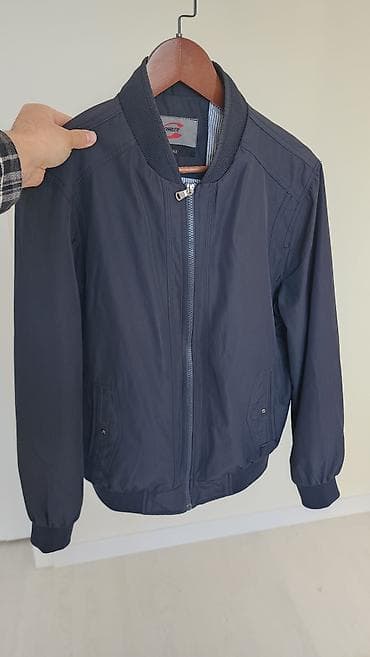 Курткалар: Мужская куртка-бомбер CASBALE Lifestyle, размер 50, М. - Цвет — 1