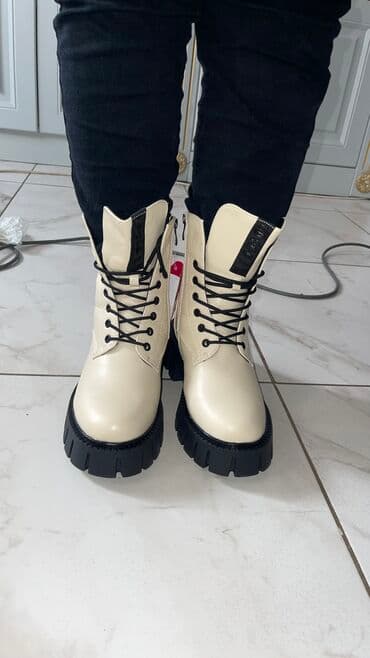 сапоги зимние женские натуральная кожа натуральный мех распродажа: Продаю сапоги зимние с мехом внутри, абсолютно новые с коробкой эко — 3