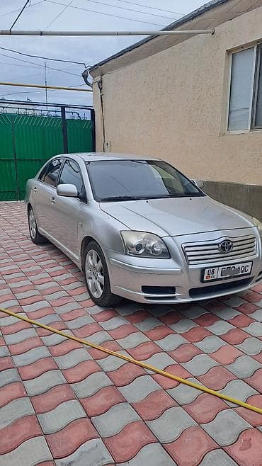 Toyota Avensis: 2003 г., 1.8 л, Механика, Седан — 4