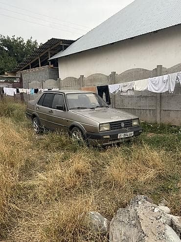 Volkswagen Jetta: 1989 г., Механика, Бензин, Седан — 1