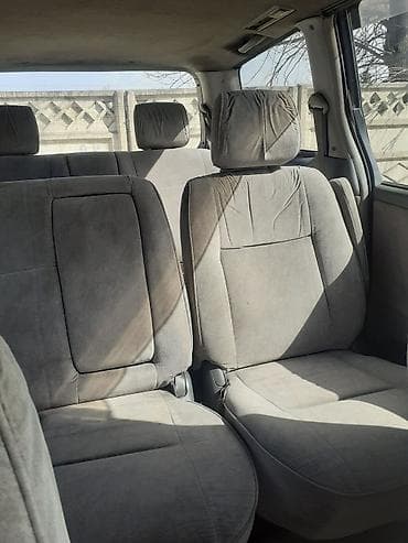 сидения естима: Toyota Estima: 2002 г., 2.4 л, Минивэн — 2