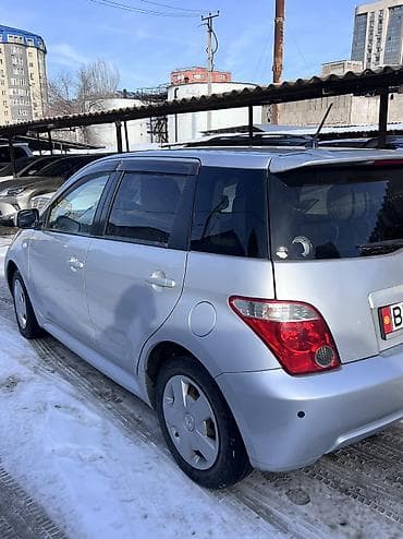 tayota ist: Toyota ist: 2006 г., Бензин, Хэтчбэк — 3