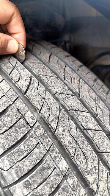 Шины: Шины 205 / 65 / R 16, Лето, Б/у, Легковые, Корея, Kumho — 1