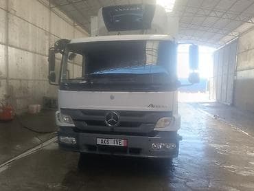 Грузовик, Mercedes-Benz, Стандарт, 7 т
