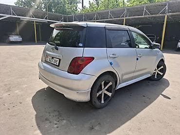 Продажа авто: Toyota Ist: 2004 г., 1.5 л, Автомат, Бензин, Хэтчбэк — 2