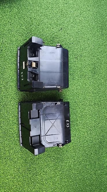 х5: Подстаканик задний Е53 х5 5116 8 —-402 —-965 Год 2005 Цена 1500с за — 5