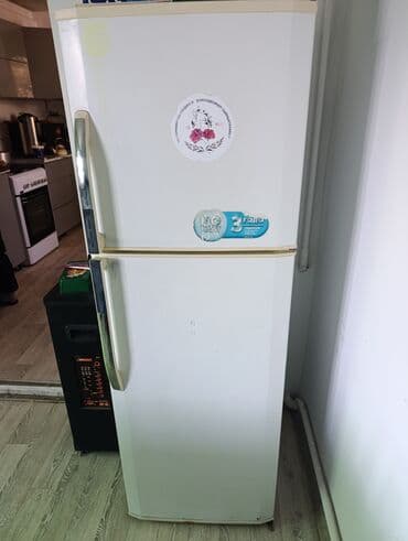 no frost холодильник: Двухкамерный холодильник с верхней морозильной камерой. Особенности — 1