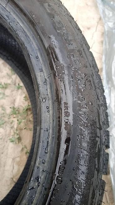 215 70 17: Комплект зимних шин (4 шт.) - Размер: 215/50 R17 - Индекс — 4