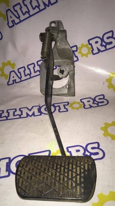 запчасти на пассат б5 в бишкеке: Mercedes-Benz ML 2000 год, педаль тормоза — 1