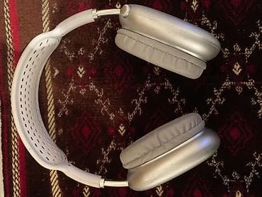 Беспроводные накладные наушники-созвучники серебристого цвета