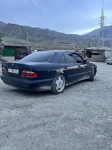 купить мерс с: Mercedes-Benz E-Class: 2000 г., 2 л, Бензин, Седан — 6