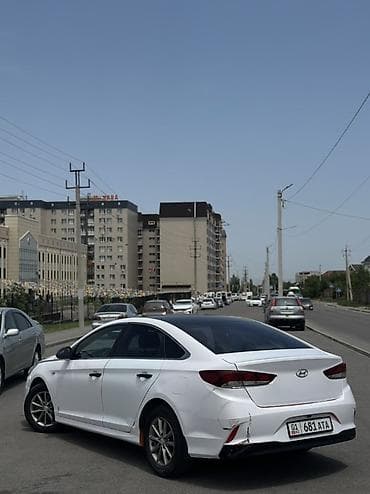 crown 2018: Hyundai Sonata: 2018 г., Седан — 5