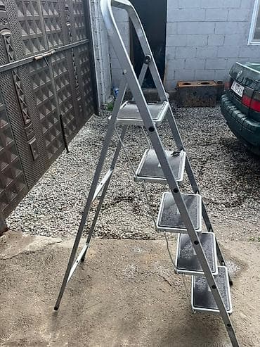 лестницы бу: Стремянка складная, металлическая, 5 ступеней.

- где-то 160см — 3
