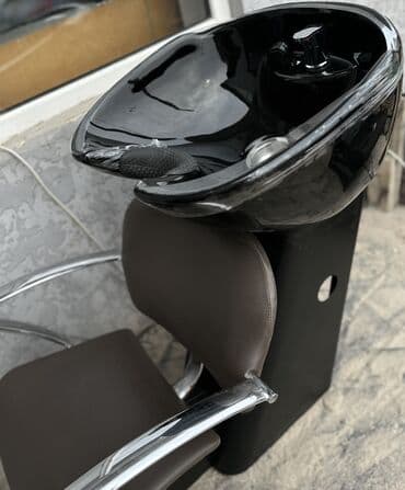 старый инструмент: Продаю парикмахерскую мойку,раковина полностью новая ;есть зеркала — 1