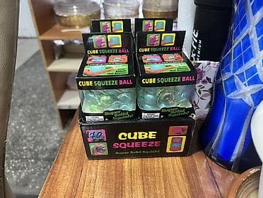monster hign: Антистресс-игрушка Cube Squeeze Ball — упругий «сквиш» в форме куба — 2
