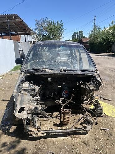 Кузов минивэна (5‑дверный, 7‑местный формат) на разбор. Что есть по — 1