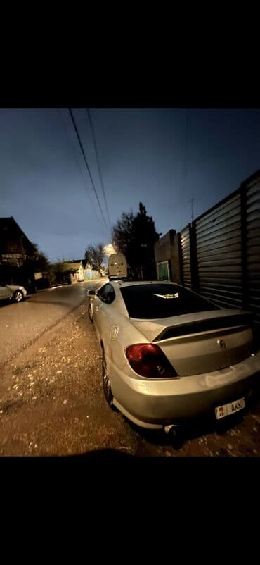 афто дом: Hyundai Tiburon: 2001 г., Купе — 5