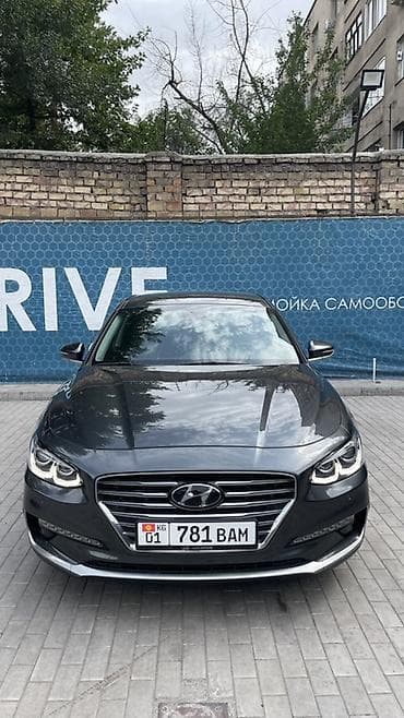 geely galaxy e5: Hyundai Grandeur: 2019 г., 2.4 л, Автомат, Бензин, Седан — 1