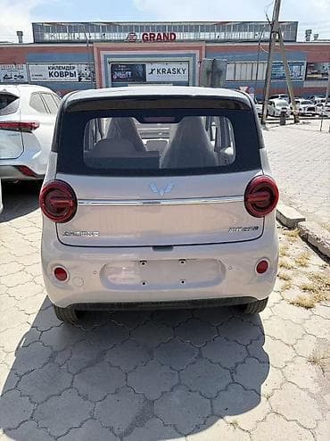 byd e9: Microcar : 2026 г., Электромобиль, Хэтчбэк — 3