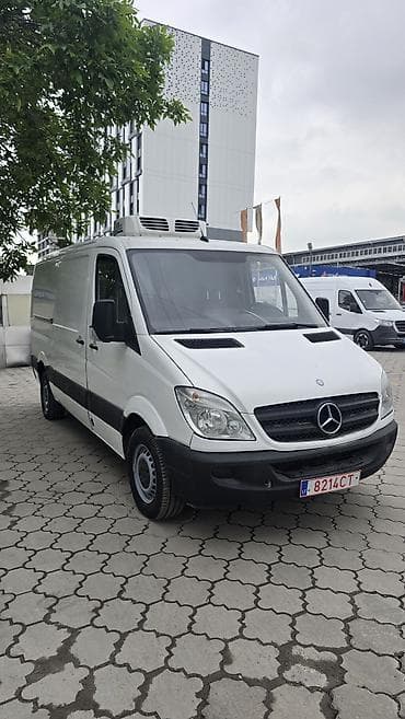 Легкий грузовик, Mercedes-Benz, Стандарт, 3 т, Б/у at lalafo.kg Легкий грузовик, Mercedes-Benz, Стандарт, 3 т, Б/у