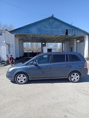 фередо зил: Opel Zafira: 2007 г., 1.8 л, Робот, Бензин, Минивэн — 3