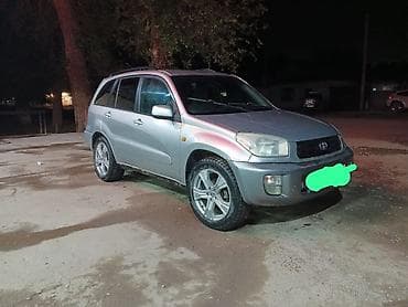 Toyota RAV4: 2001 г., 2 л, Механика, Бензин, Кроссовер — 2