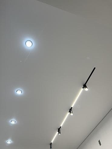 ремонт натяжных потолков: Монтаж потолков, Монтаж потолочных плинтусов Больше 6 лет опыта — 4