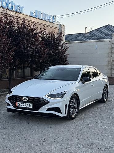 Hyundai Sonata: 2021 г., 2.5 л, Автомат, Бензин, Седан