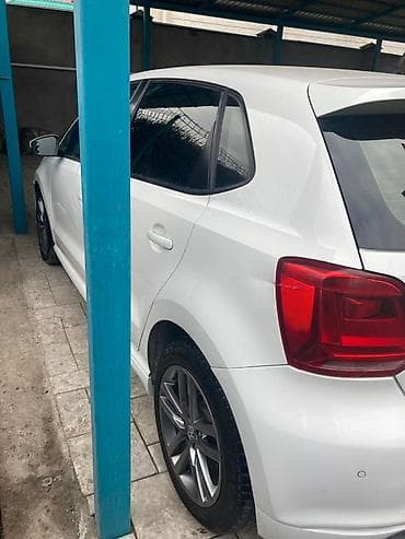 golf iii: Volkswagen Polo: 2015 г., 1.4 л, Робот, Дизель, Хэтчбэк — 10
