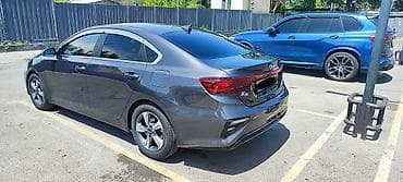 с доплатой мне: Kia K3: 2019 г., 1.6 л, Вариатор, Бензин, Лифтбек — 4