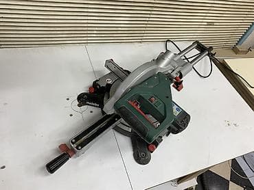 металл уголок: Торцовочная пила Metabo с протяжкой KGS 216. Углорез, торцовка. - — 7