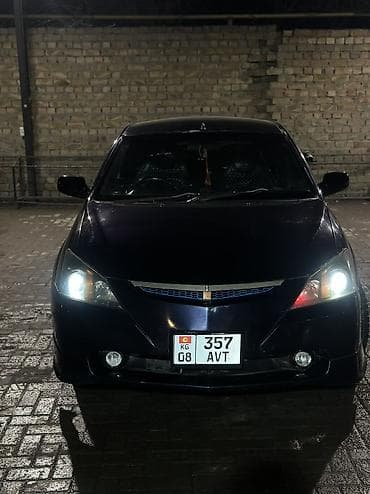 Toyota WiLL: 2001 г., 1.8 л, Автомат, Бензин, Хэтчбэк