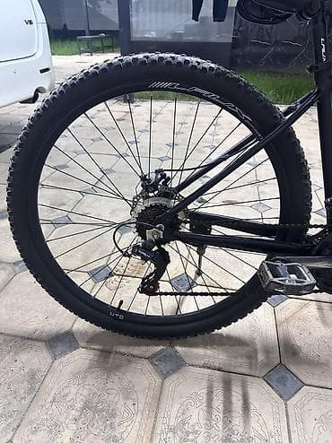 sl 55: Горный велосипед, Laux, Рама L (172 - 185 см), Алюминий, Б/у — 2